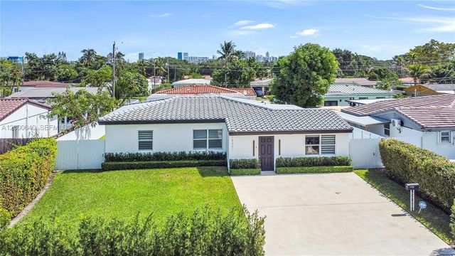 18361 NE 20th Pl 18361, North Miami Beach, FL 33179