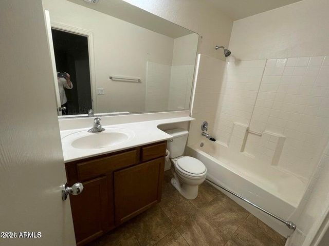 806 S 111th Drive, Avondale, AZ 85323