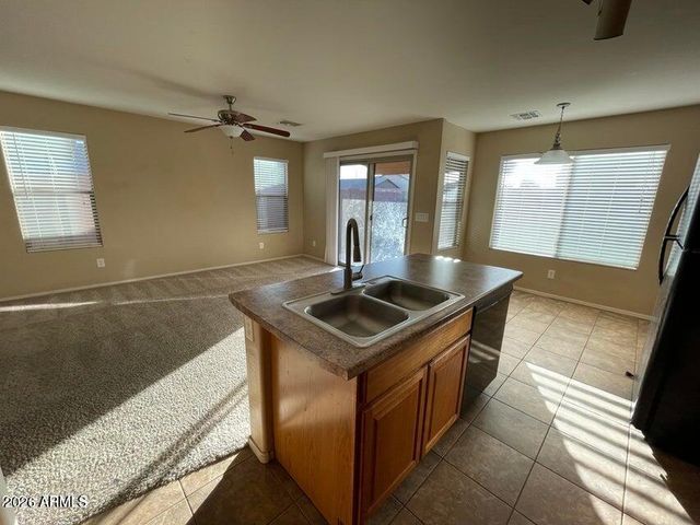 806 S 111th Drive, Avondale, AZ 85323
