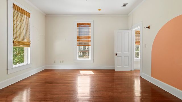 87 Bay Avenue, Defuniak Springs, FL 32435