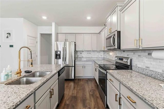 24 Rainy Court, Hoschton, GA 30548