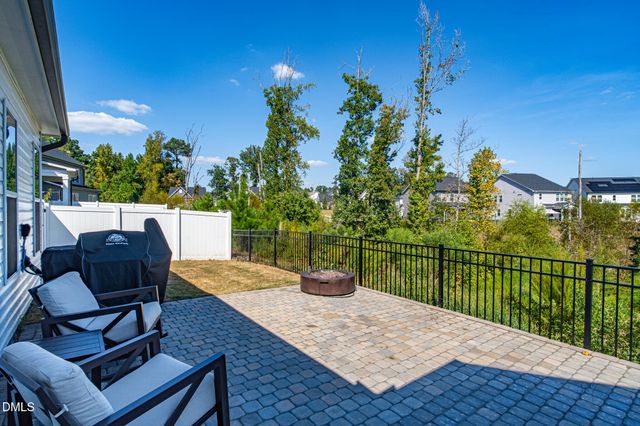 1515 Woodland Knoll Court, Fuquay Varina, NC 27526