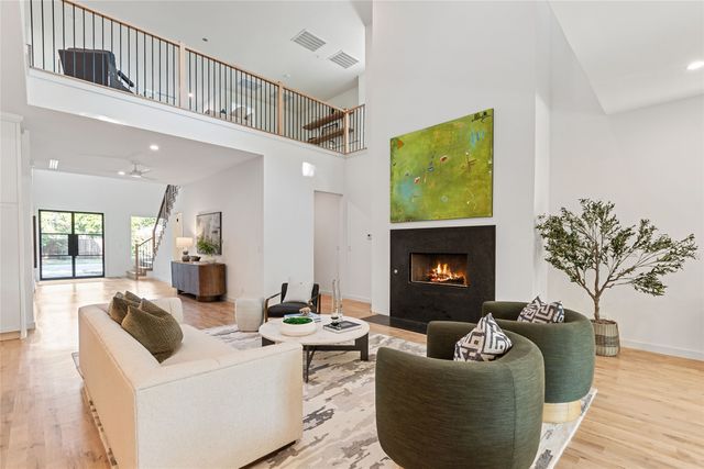 10565 Cromwell Drive, Dallas, TX 75229