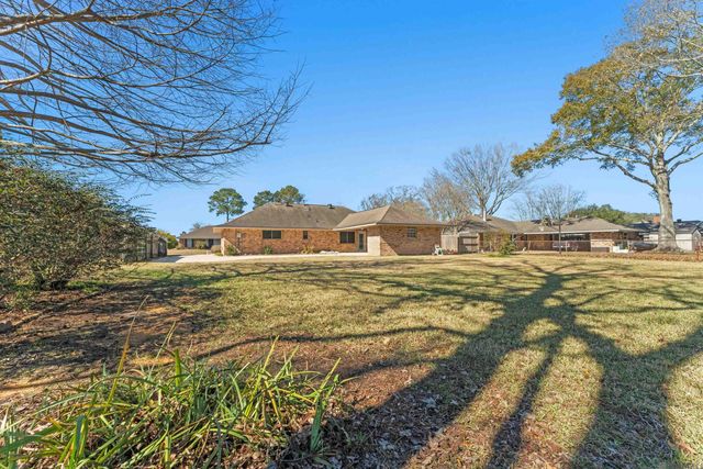 4817 Shadeland Dr, Baton Rouge, LA 70816