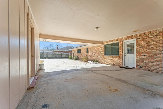 4817 Shadeland Dr, Baton Rouge, LA 70816