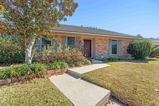 4817 Shadeland Dr, Baton Rouge, LA 70816