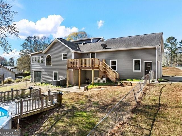 2950 Camp Mitchell Road, Loganville, GA 30052