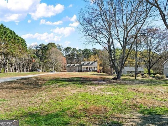 2950 Camp Mitchell Road, Loganville, GA 30052