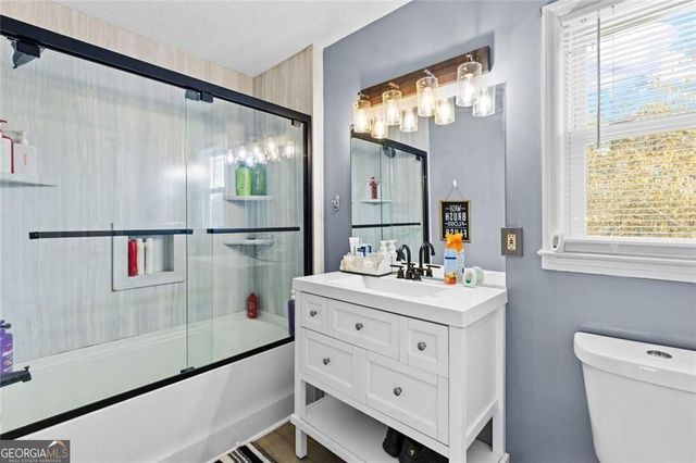 2950 Camp Mitchell Road, Loganville, GA 30052