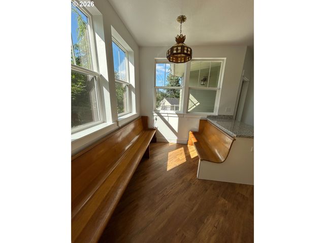 8780 Se FLAVEL St, Portland, OR 97266