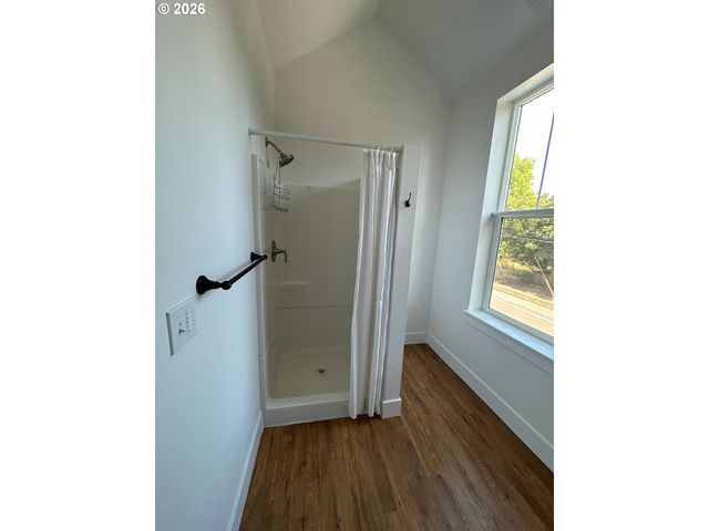 8780 Se FLAVEL St, Portland, OR 97266