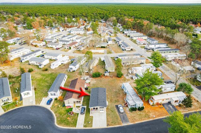 3 Badger Court, Whiting, NJ 08759