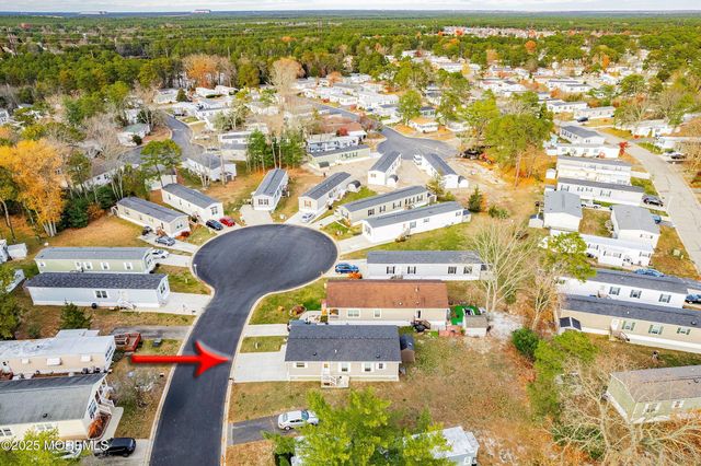 3 Badger Court, Whiting, NJ 08759