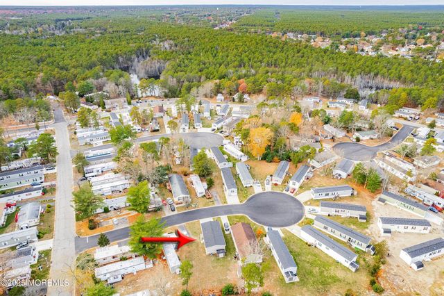 3 Badger Court, Whiting, NJ 08759