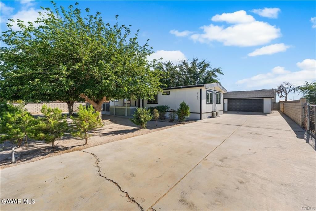 2465 W 55th Street, Rosamond, CA 93560
