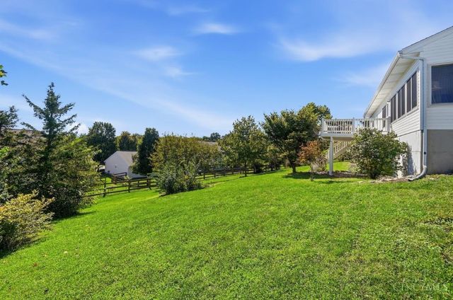 1185 Bugle Bluff Court, Lebanon, OH 45036