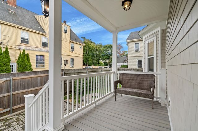 28 Rhode Island Avenue, Newport, RI 02840