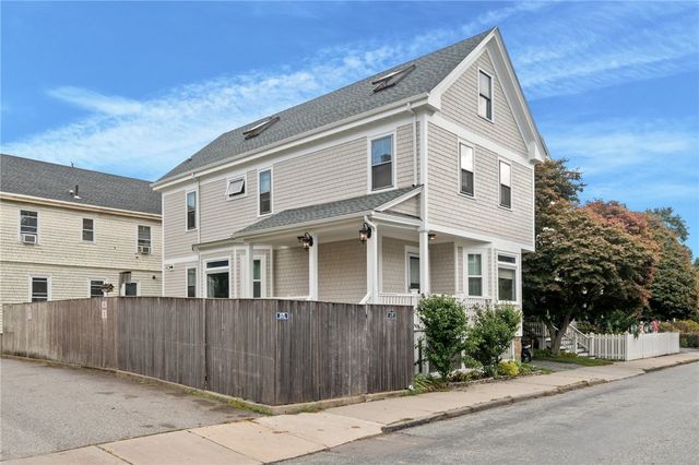 28 Rhode Island Avenue, Newport, RI 02840