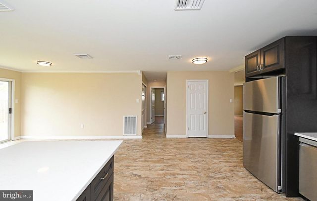 59 THALIABUSH LN, Levittown, PA 19054