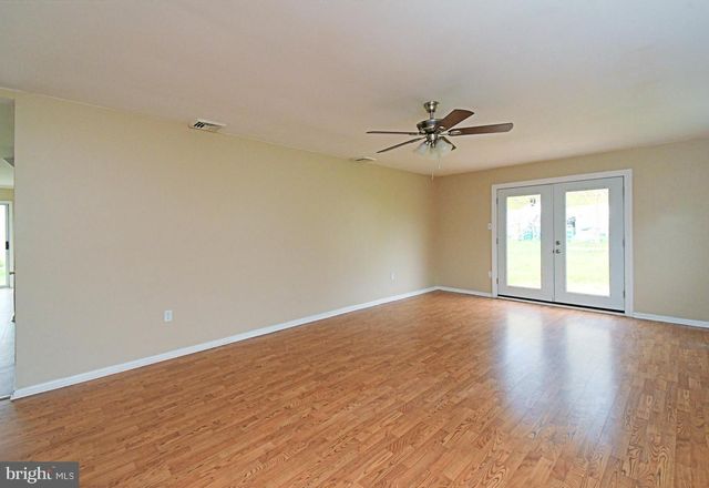 59 THALIABUSH LN, Levittown, PA 19054