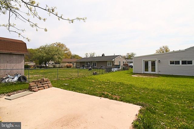 59 THALIABUSH LN, Levittown, PA 19054