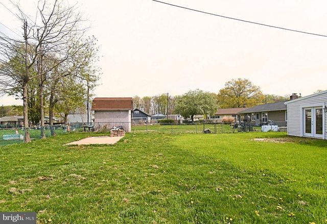 59 THALIABUSH LN, Levittown, PA 19054