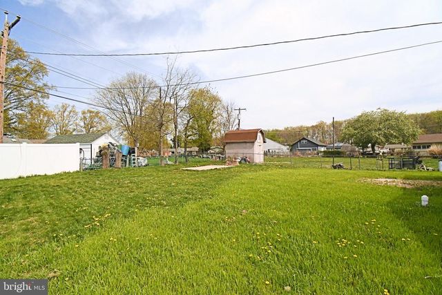 59 THALIABUSH LN, Levittown, PA 19054