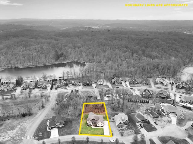 4203 Smarty Jones Dr, Louisville, KY 40214