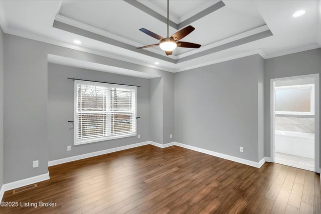 4203 Smarty Jones Dr, Louisville, KY 40214