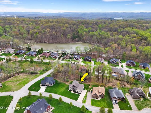 4203 Smarty Jones Dr, Louisville, KY 40214