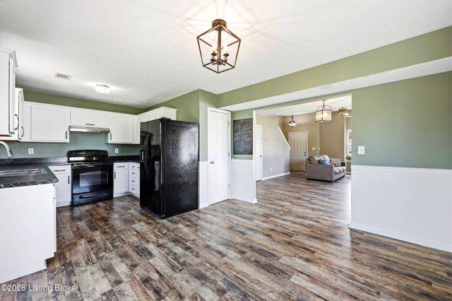 429 Tyler Pkwy, Shepherdsville, KY 40165