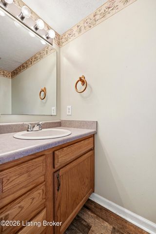 429 Tyler Pkwy, Shepherdsville, KY 40165