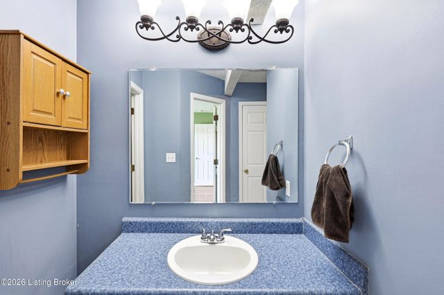 429 Tyler Pkwy, Shepherdsville, KY 40165