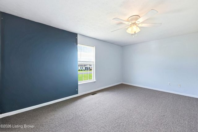 429 Tyler Pkwy, Shepherdsville, KY 40165