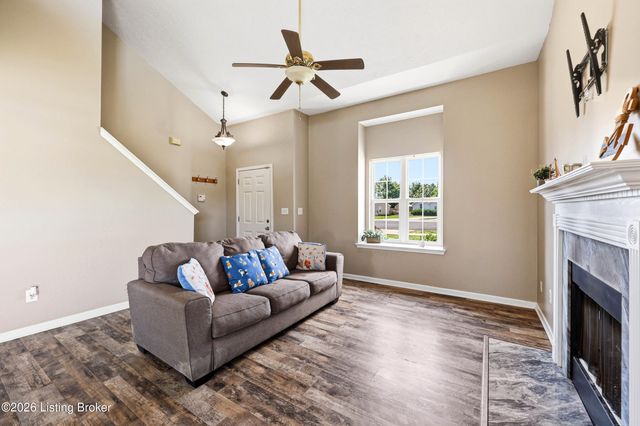429 Tyler Pkwy, Shepherdsville, KY 40165
