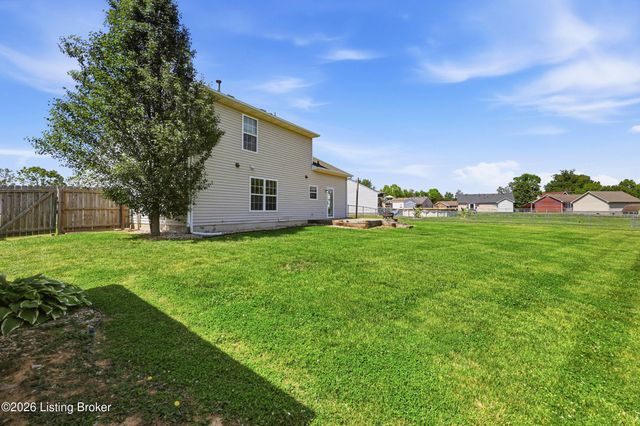 429 Tyler Pkwy, Shepherdsville, KY 40165