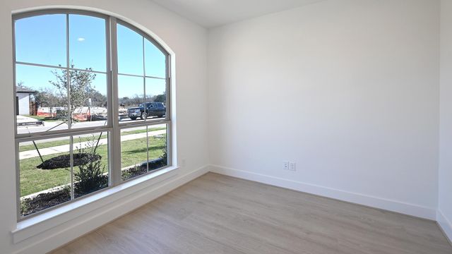 241 Melody LN, Lockhart, TX 78644