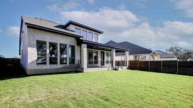 241 Melody LN, Lockhart, TX 78644