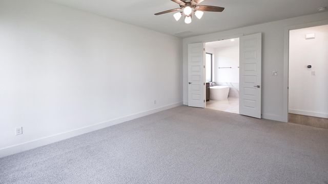 241 Melody LN, Lockhart, TX 78644