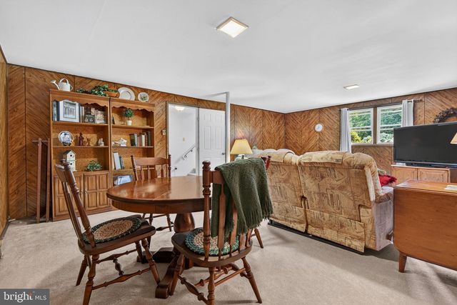 55 RIVER RD, York Haven, PA 17370
