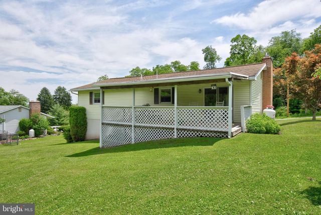 55 RIVER RD, York Haven, PA 17370