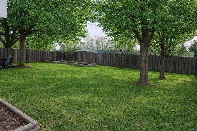 915 25TH AVE NW, Minot, ND 58703