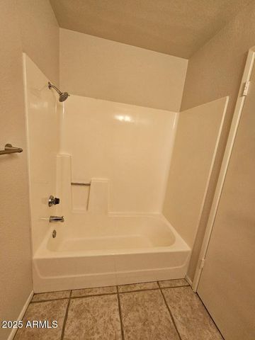 312 W YUKON Drive 7, Phoenix, AZ 85027