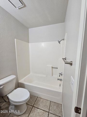 312 W YUKON Drive 7, Phoenix, AZ 85027
