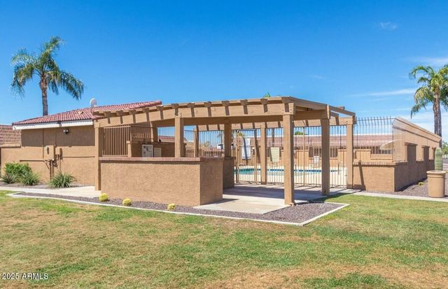 312 W YUKON Drive 7, Phoenix, AZ 85027