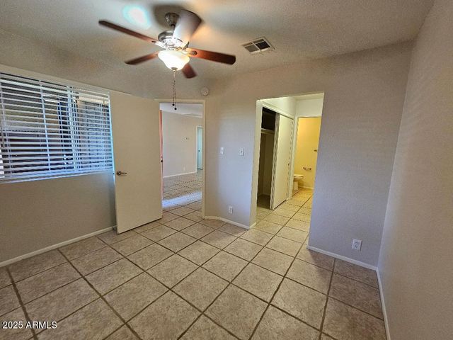 312 W YUKON Drive 7, Phoenix, AZ 85027