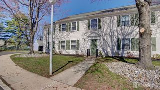 636 Yale Way O, Monroe, NJ 08831