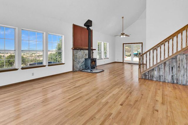 70500 Bradley Lockwood Road, Lockwood, CA 93932