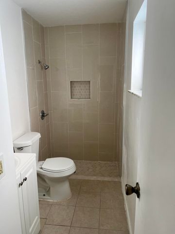 11421 NW 39th Place, Sunrise, FL 33323