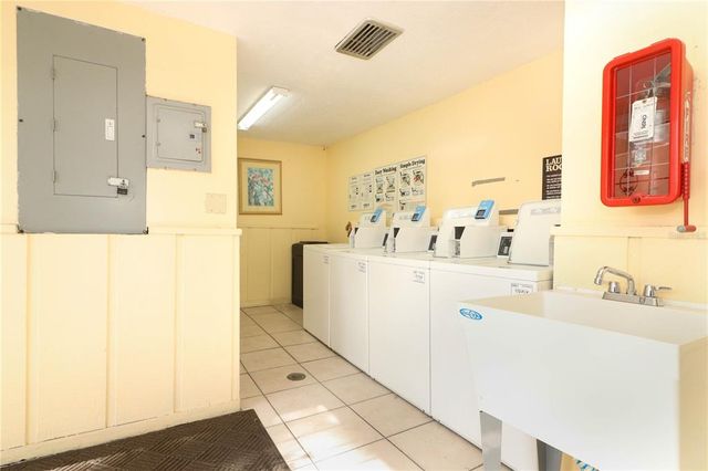 626 ORANGE DRIVE 242, Altamonte Springs, FL 32701